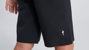 Cyklistické šortky Specialized YOUTH TRAIL - L, black