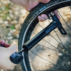 Pumpa BLACKBURN Grid Mini