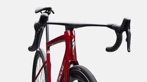 Kolo Specialized TARMAC SL8 PRO - 56, gloss red sky