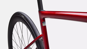 Kolo Specialized TARMAC SL8 PRO - 56, gloss red sky