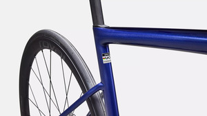 Kolo Specialized TARMAC SL8 EXPERT - 58, gloss blue majesty metallic